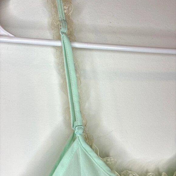 Victoria's Secret Mini Nightie Sz S Babydoll Lace Coquette Cottagecore Green - Picture 7 of 9
